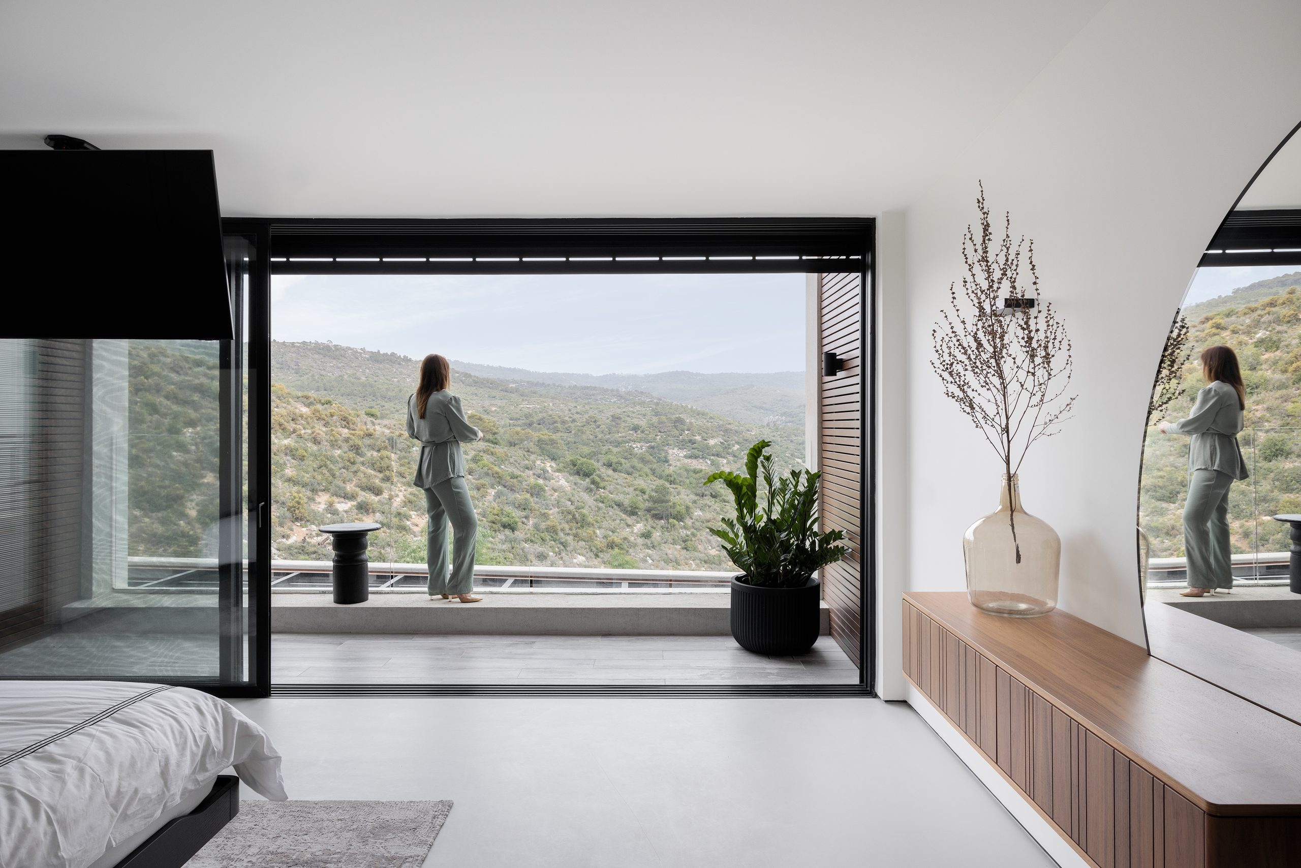 Sarit Bohadana - House in the Hills PRINT-33
